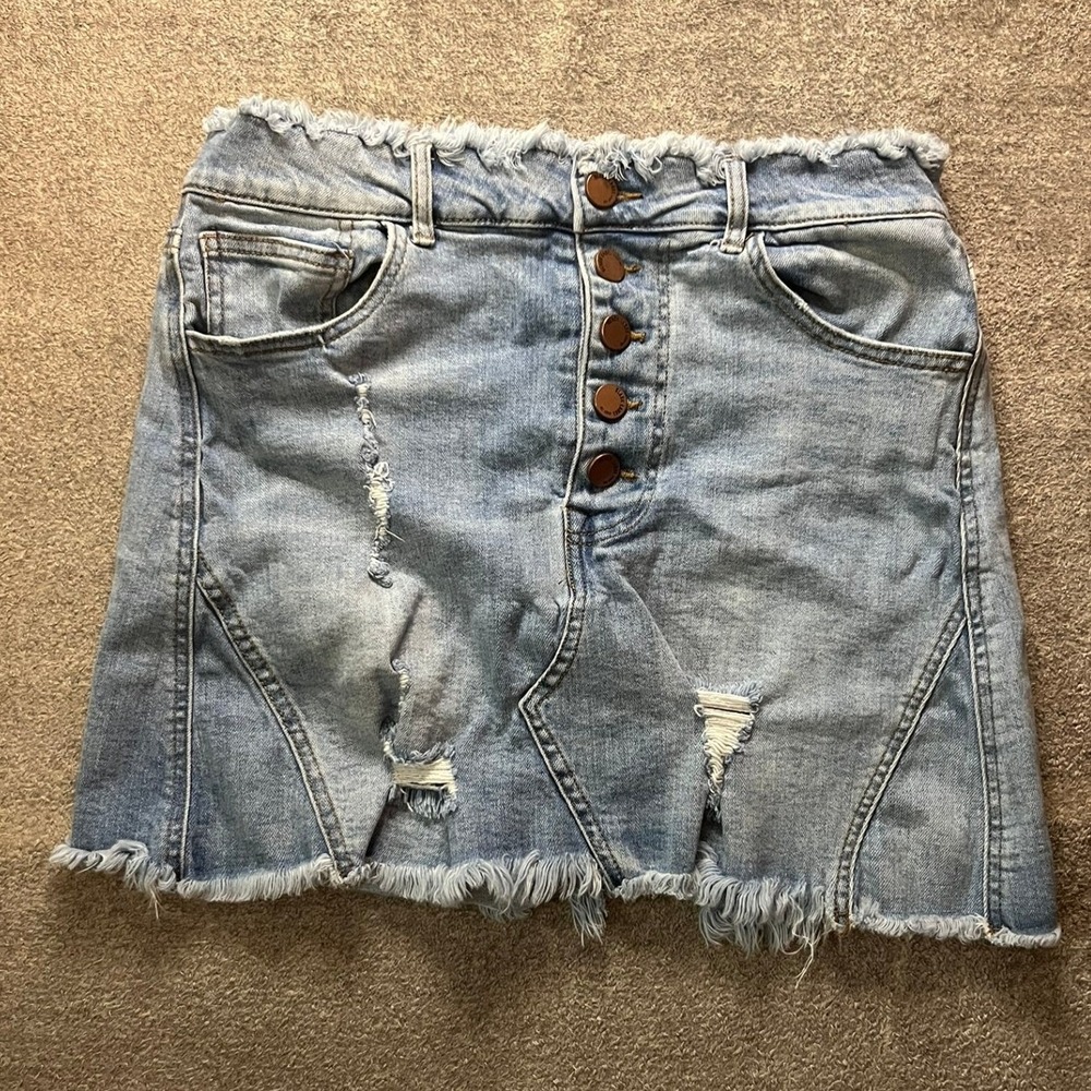 Black Label C'est Toi Distressed Denim Mini Skirt Light Wash Button Preppy